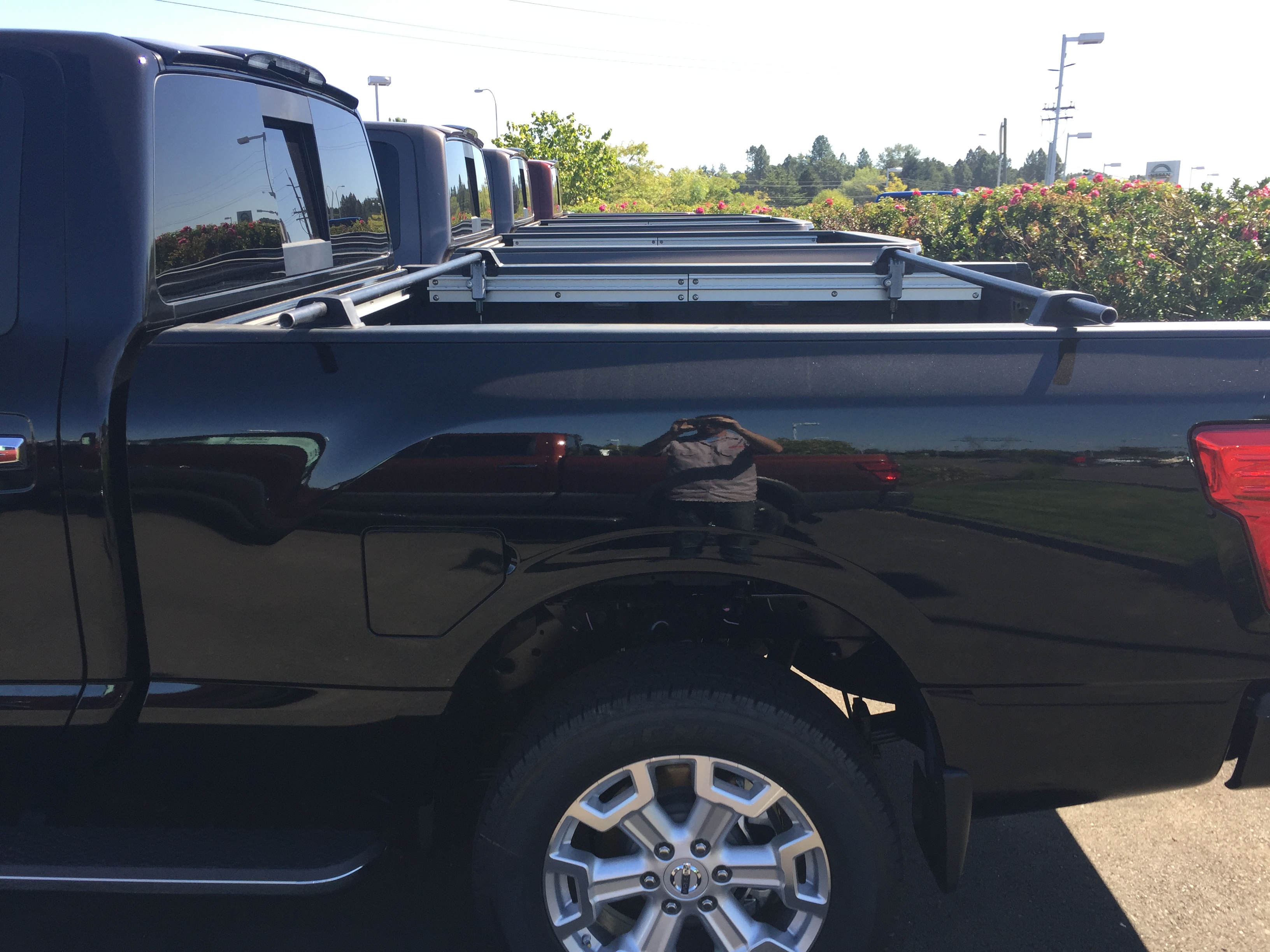 yakima bedrock truck bed rack