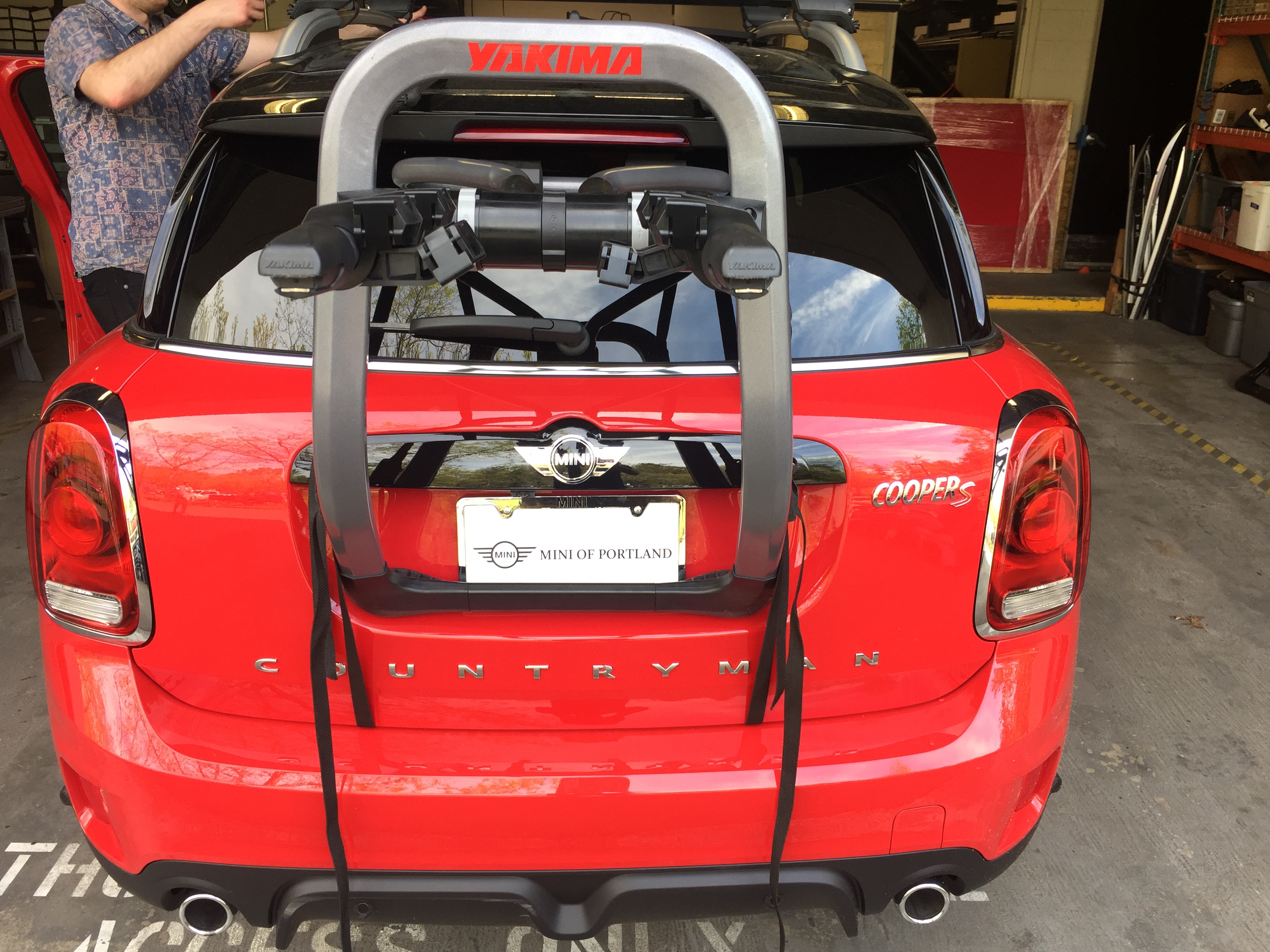 yakima fullback trunk mount bike rack